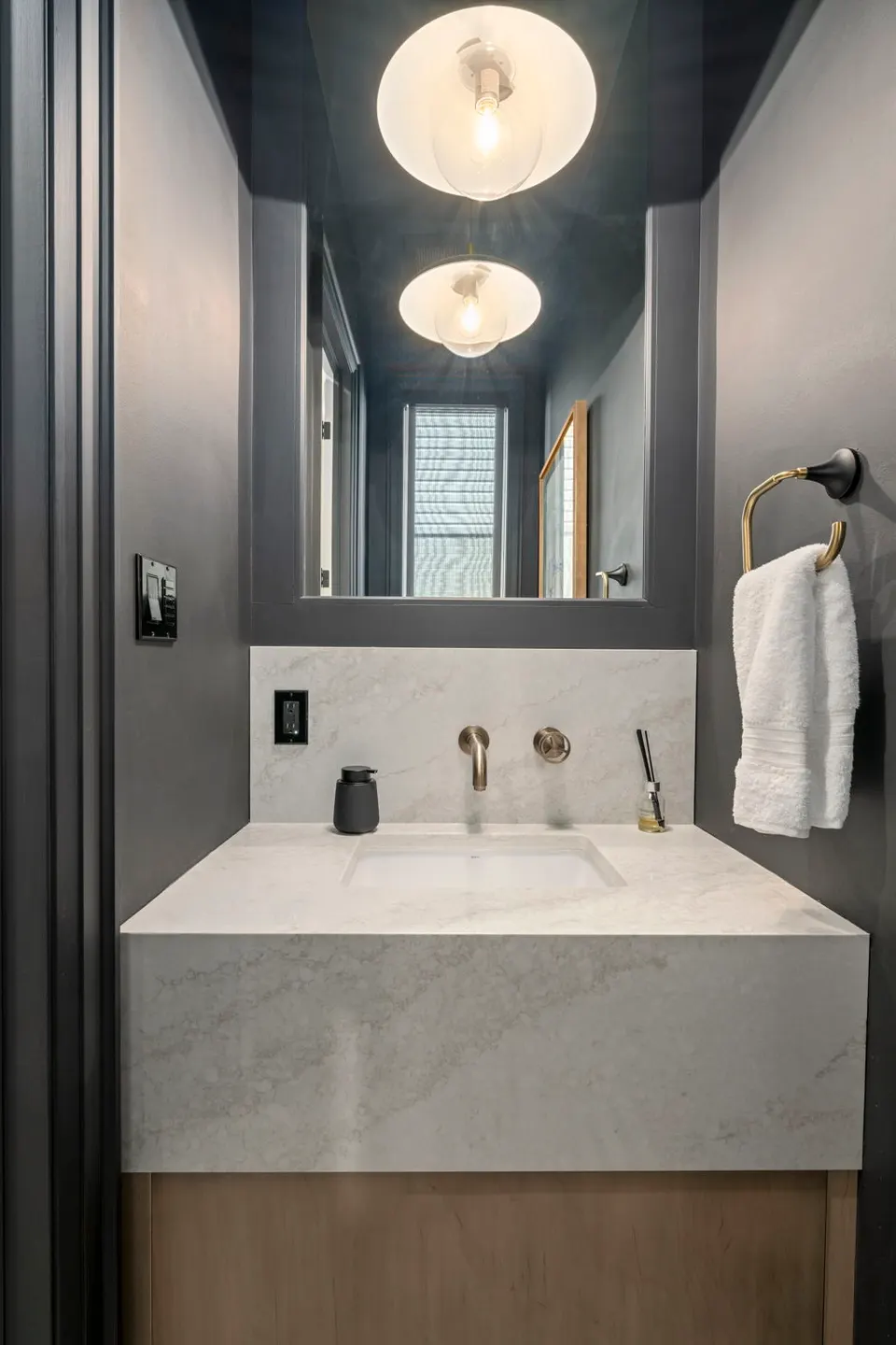 Powder room